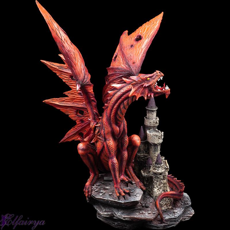 roter-drache-raghor-steht-bruellend-auf-burg
